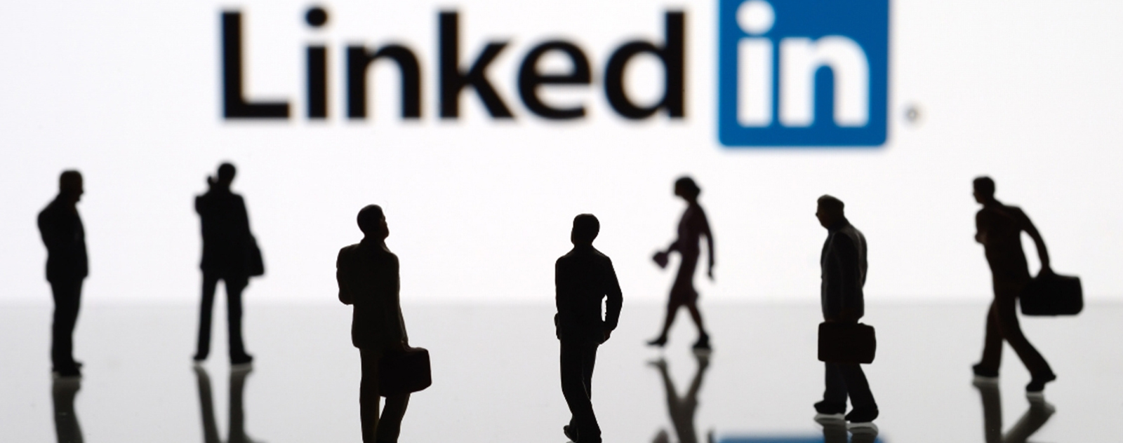 Optimiser une page Linkedin chez Marky Group. 